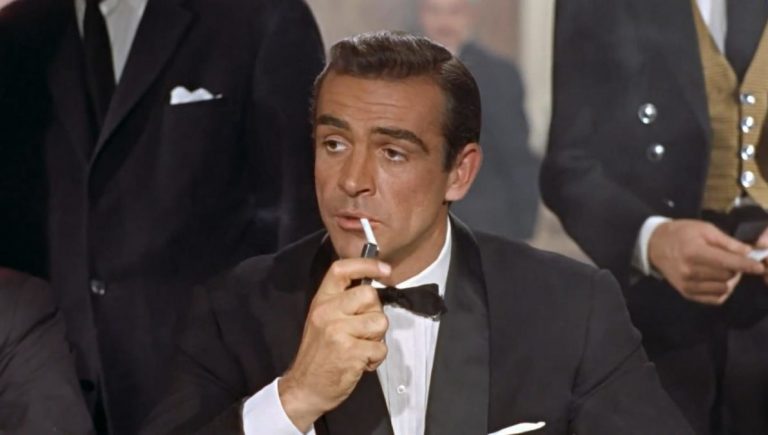 Sir Sean Connery; Played James Bond, Dies at 90