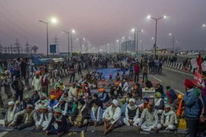 Heavy Uproar On Singhu Border