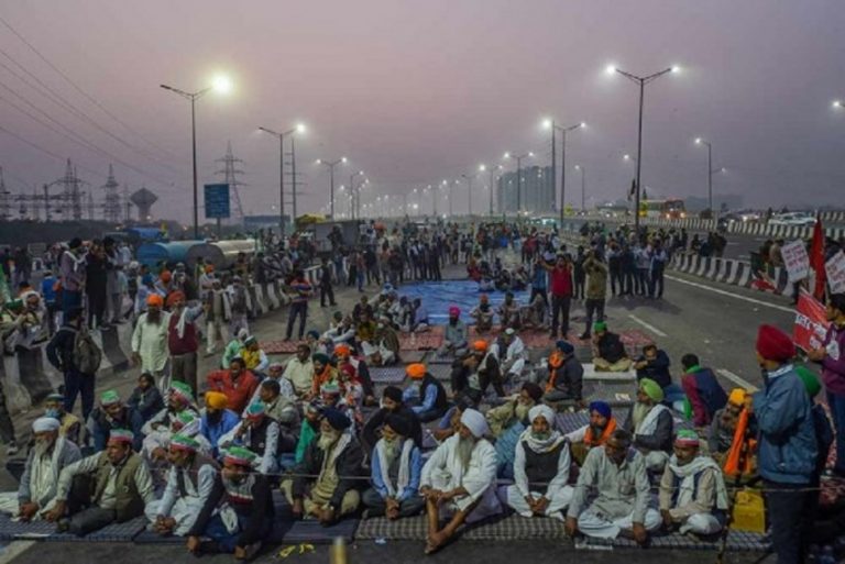 Heavy Uproar On Singhu Border
