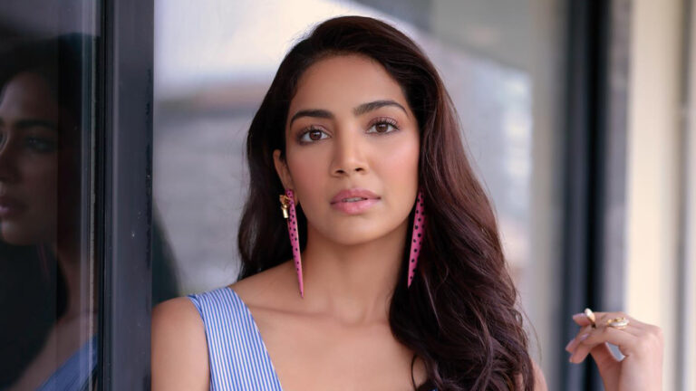 Emerging Sensation Yogita Bihani Takes the Entertainment World by Storm