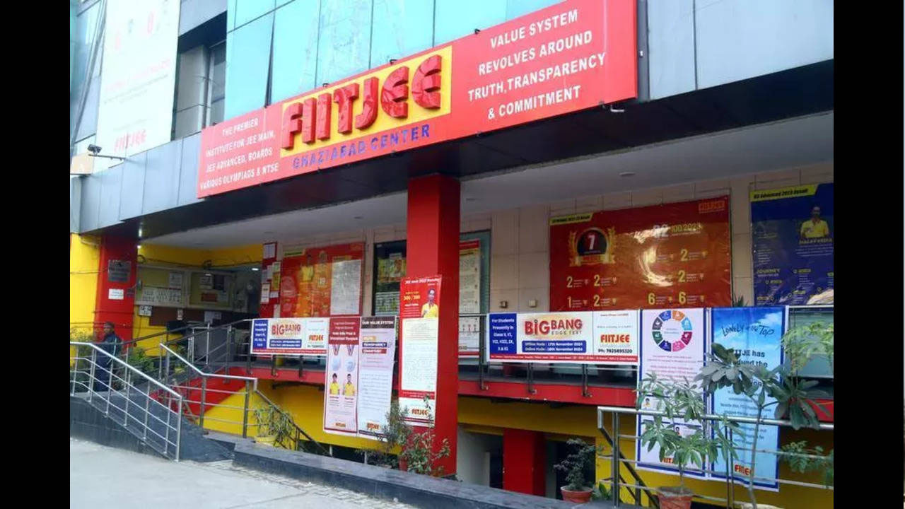 FIITJEE Faces Crisis