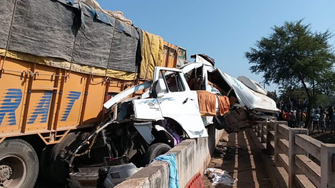 Tragedy Strikes Maha Kumbh