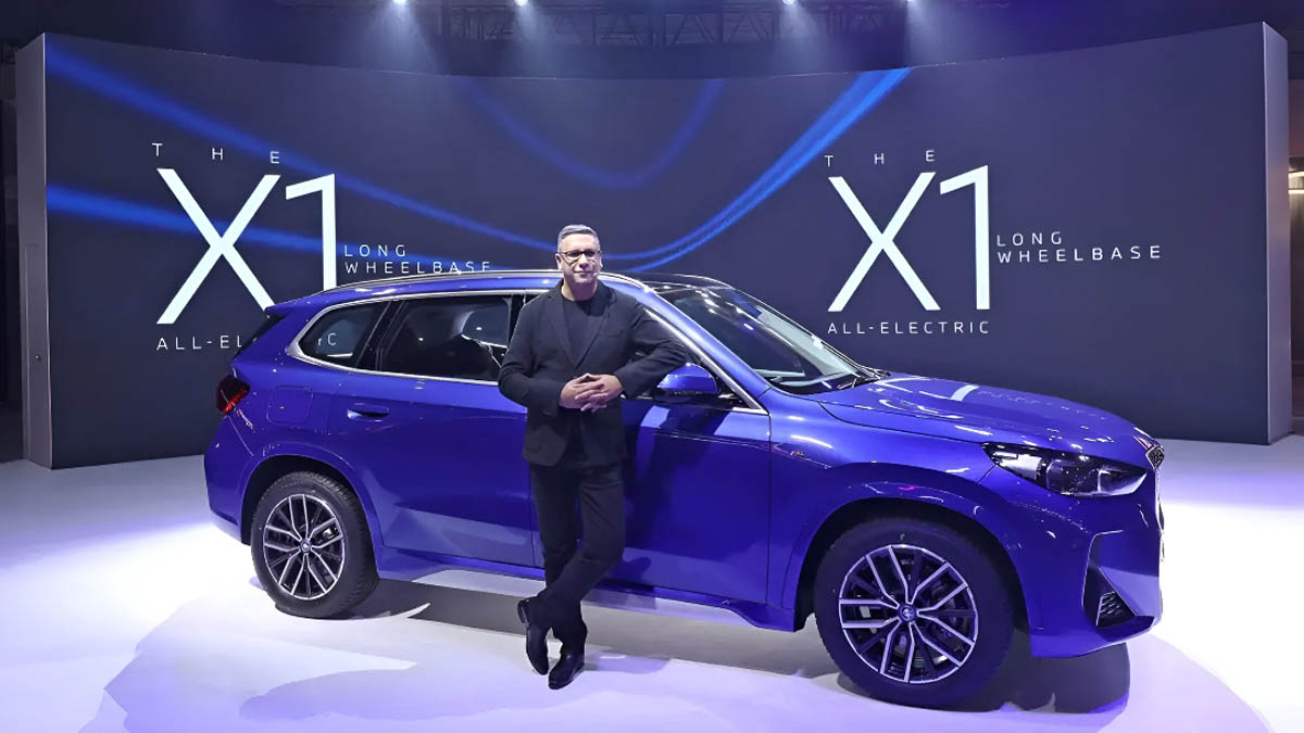 BMW iX1