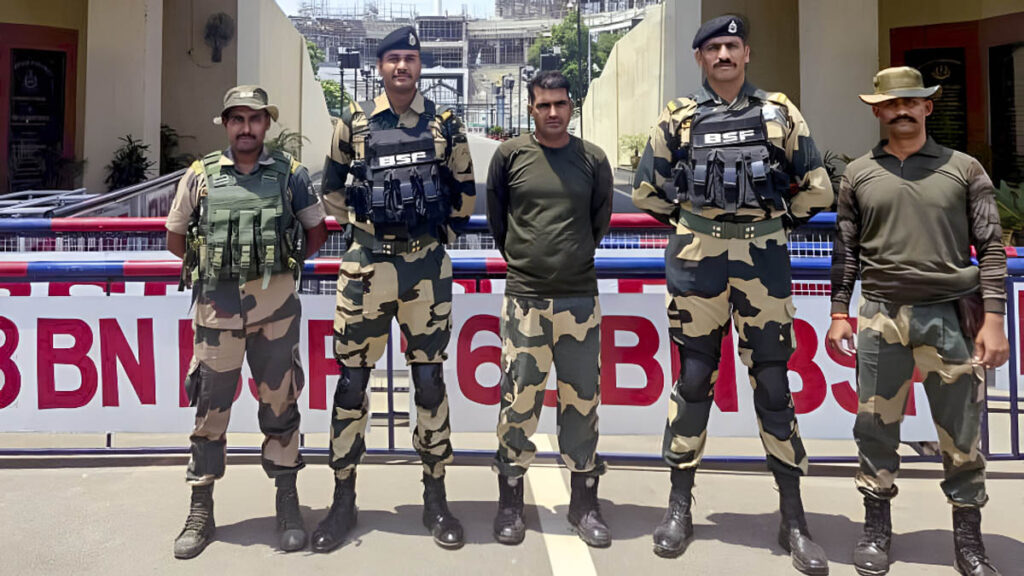 BSF Jawan Returns Home After 21 Days BSF Jawan Returns Home After 21 Days