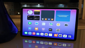 Lenovo Joins In-House SoC Race with