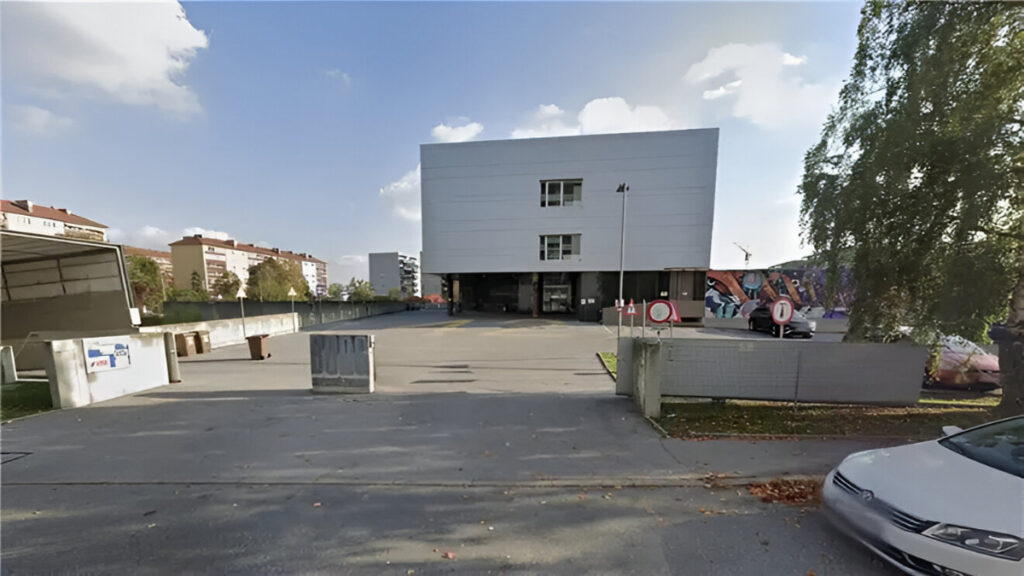 Tragedy Strikes Austrian School