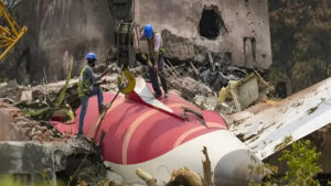 Air India Pilots Simulate Dual Engine Failure Amidst Crash Probe