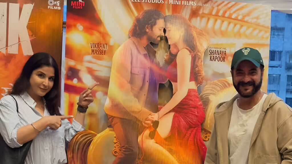 Sanjay Kapoor Fights Back Tears at Daughter Shanaya's 'Aankhon Ki Gustaakhiyan' Launch