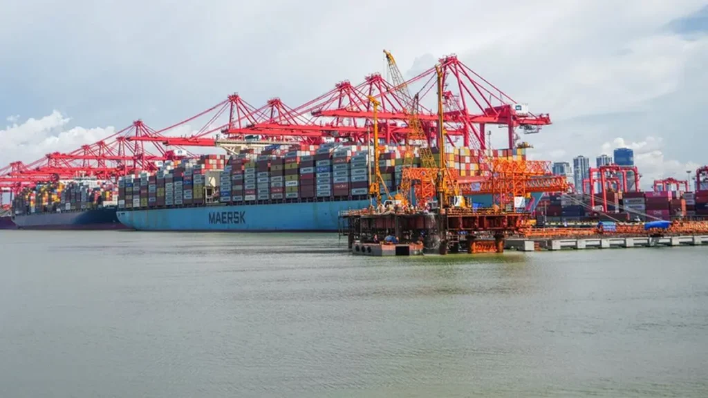 Russian Oil Tanker Nears Adani'