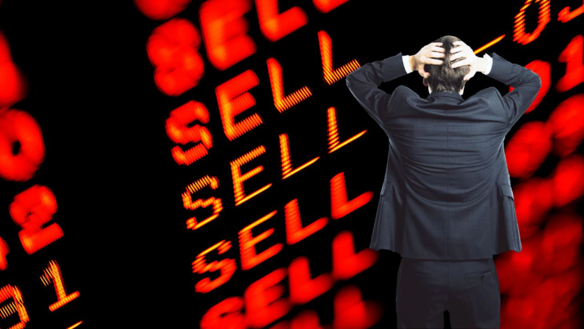 Sensex Crashes 400 Pts