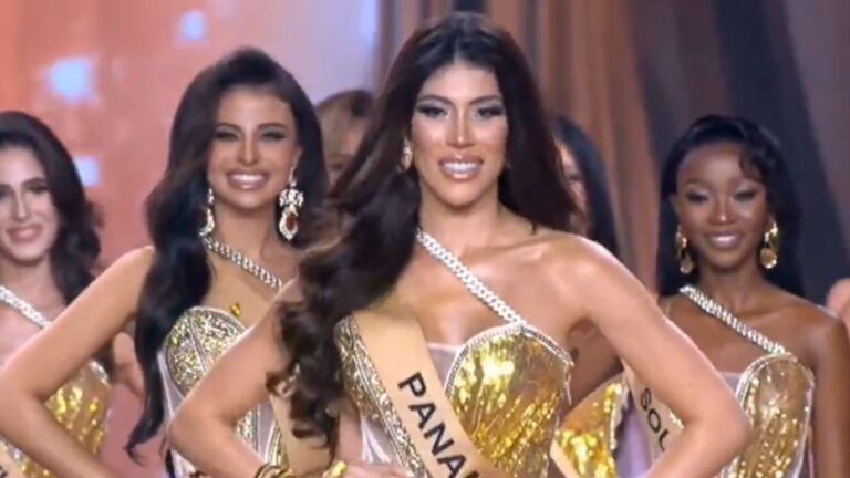 On-Stage Blunder Becomes Pageant's