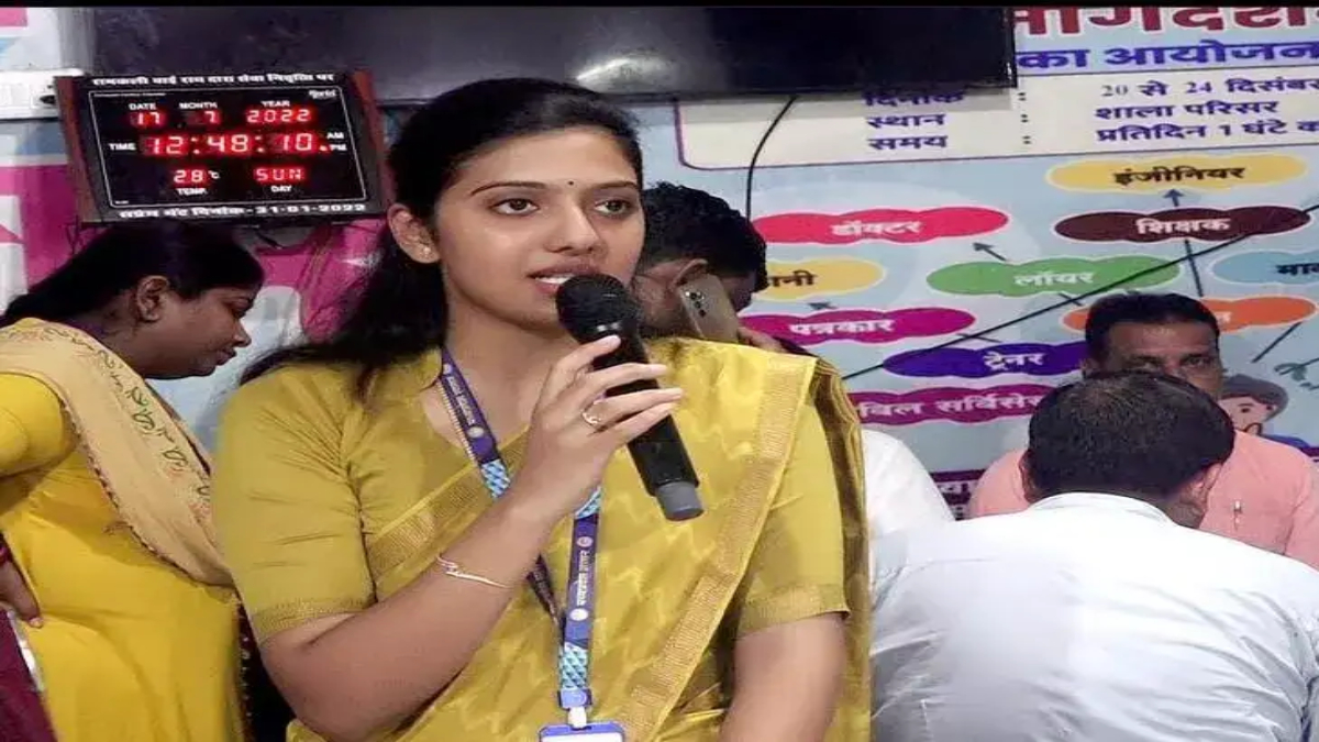 IAS Srushti Deshmukh