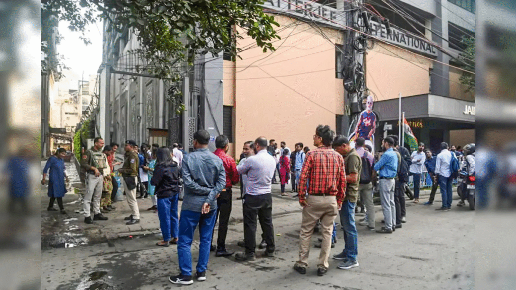 Earthquake Rocks Bangladesh