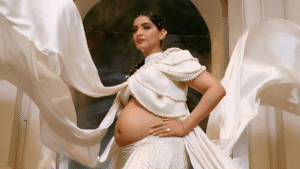 Sonam Kapoor Announces Second Pregnancy