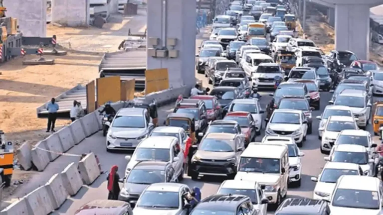 Vijayawada-Hyderabad Highway Overwhelmed