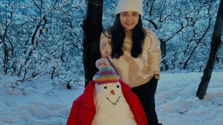 Preity Zinta & Twins Build Adorable “Snow Girl”