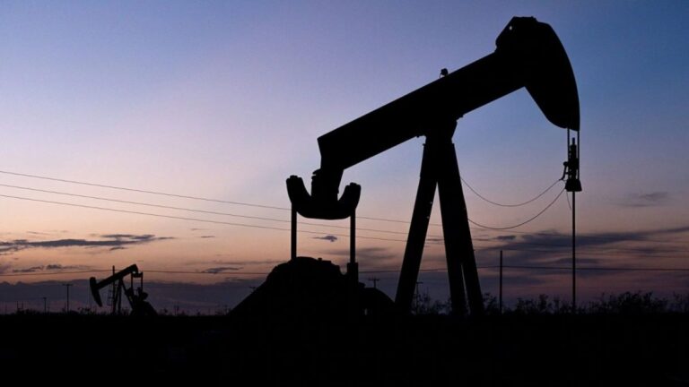 US Urges India to Swap Russian Crude for Venezuelan Oil Amid Shifting Sanctions
