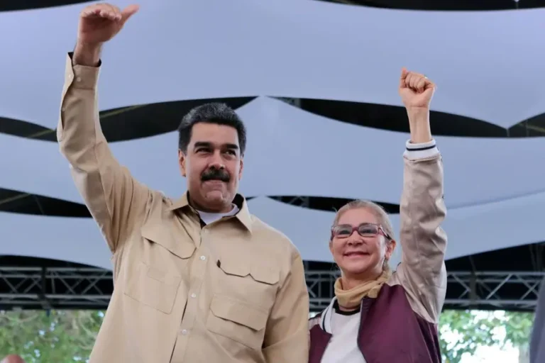 The Truth Behind Viral Clips of Nicolás Maduro’s Capture