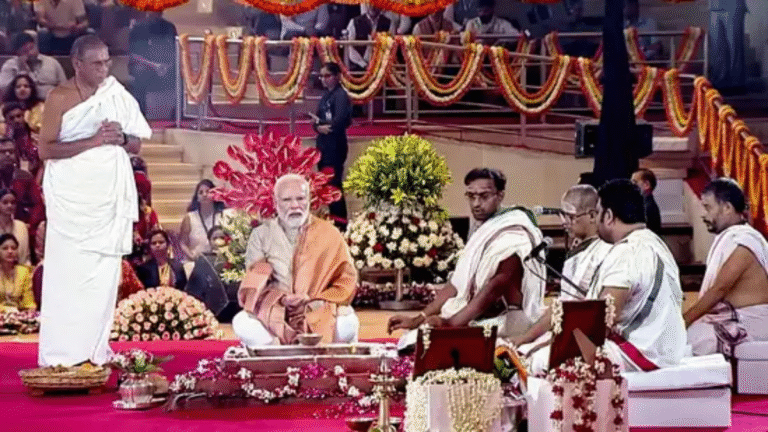 PM Modi Performs ‘Chivardhan’ Ritual