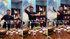 Chinese Dancers Performing to