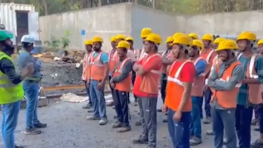 "No Gas? Eat Curd-Poha"