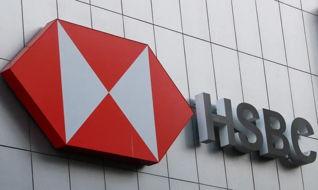 HSBC Weighs Historic Overhaul