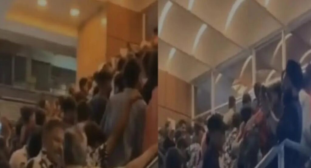 Theatre Crowd Falsely Linked