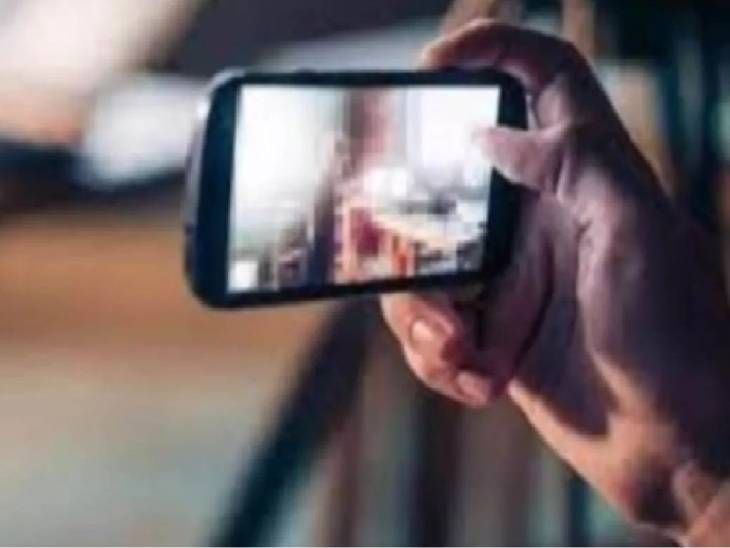 Viral Video Deconstructed as Hidden