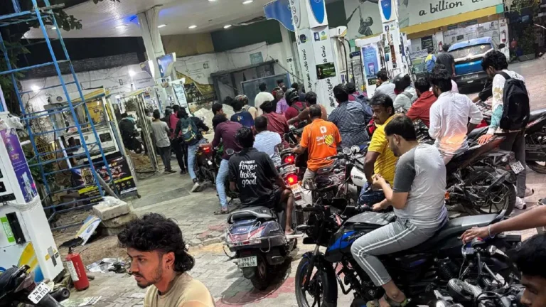 Chennai Fuel Crisis? Massive Queues Seen as Shortage Rumours Go Viral
