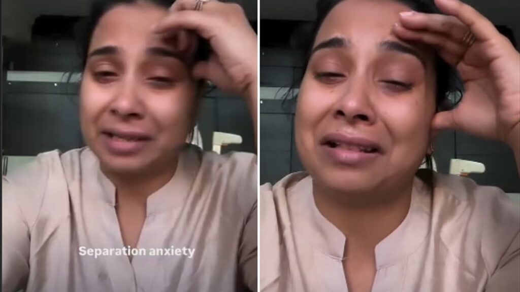 Mother’s Candid Glimpse into