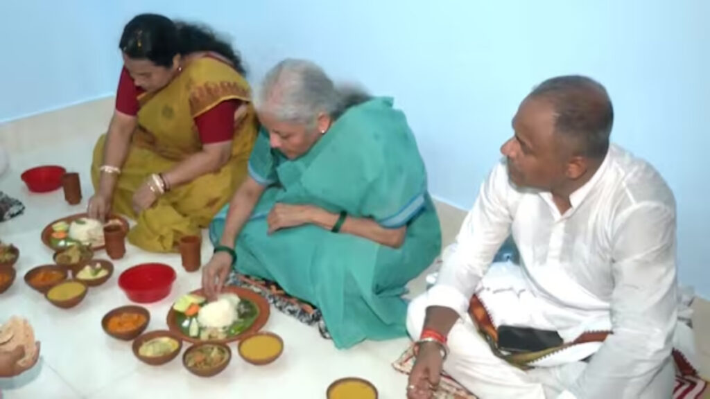 FM Nirmala Sitharaman’ Heartfelt Meal with Bengal Weaver