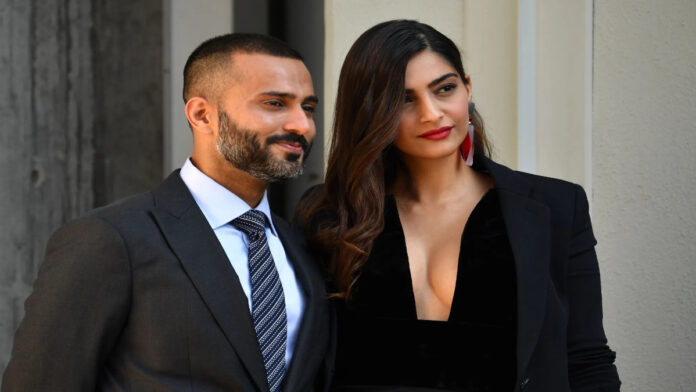 Sonam Kapoor & Family Sonam Kapoor & Family