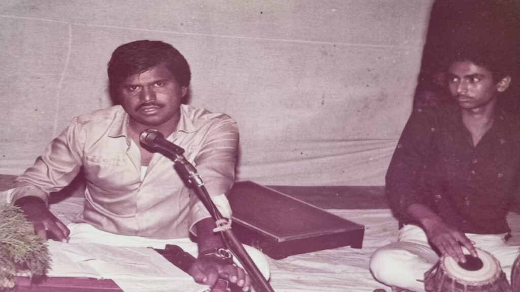 At 71, Bengal ‘Gaan Dadu’