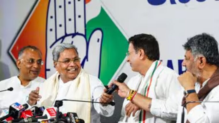 Siddaramaiah Meets Gandhis Siddaramaiah Meets Gandhis