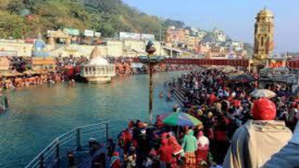 Thousands Take Holy Dip on Shani Amavasya