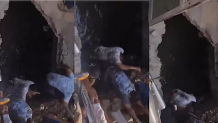 25 B.Ed Students Fall Into Kanpur Drain Ahead of Exam-resized-B.ed-aspirants-in-drain-IMG-2026-06-40e217324456044f10a859d014db1bbc-1200x675 25 B.Ed Students Fall Into Kanpur Drain Ahead of Exam