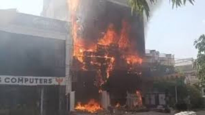 Lucknow Fire: 15 Dead as Coaching
