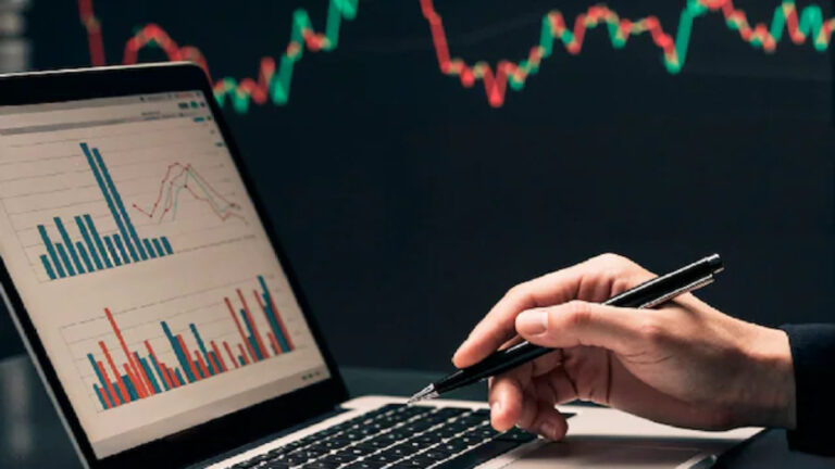 Nifty & Sensex Soar on IT Surge and Strong Economic Data