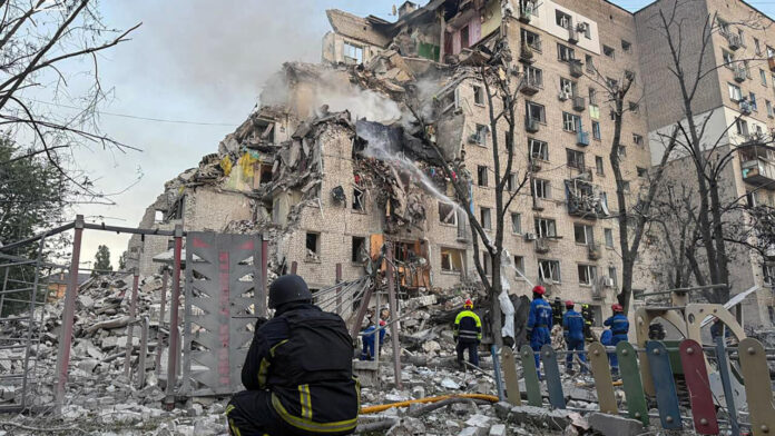 Blasts Rock Capital as Russia Launches Kyiv Blasts Rock Capital as Russia Launches Kyiv
