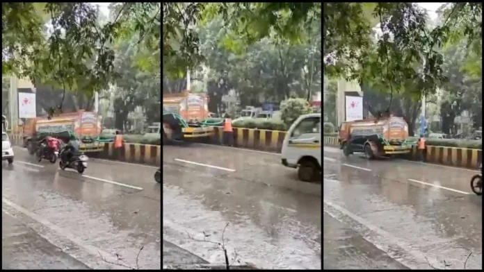 Rain on the Parade: Pune Civic Body Rain on the Parade: Pune Civic Body