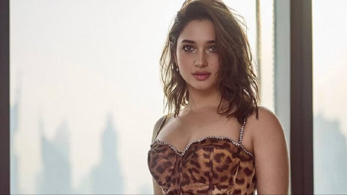 Tamannaah Bhatia Production for 'Ragini 3' Tamannaah Bhatia Production for 'Ragini 3'
