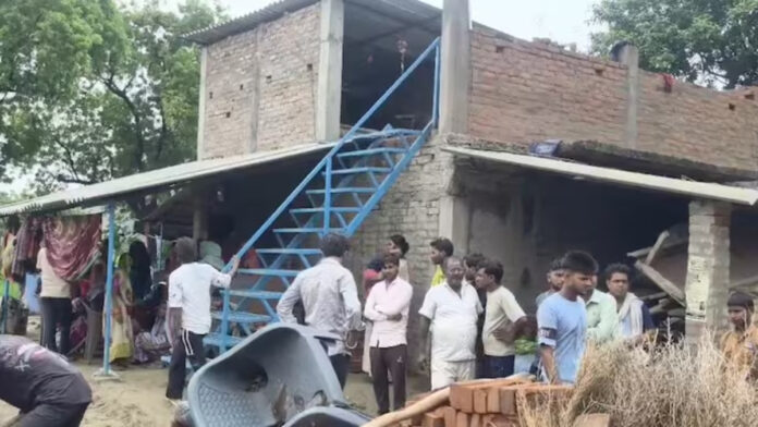 Mummy, save me: UP teen goes to meet girlfriend